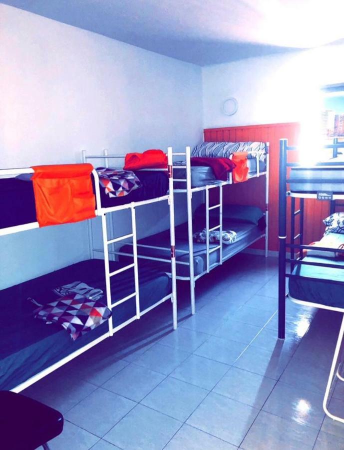 מאלגה Larios Cool Hostel מראה חיצוני תמונה