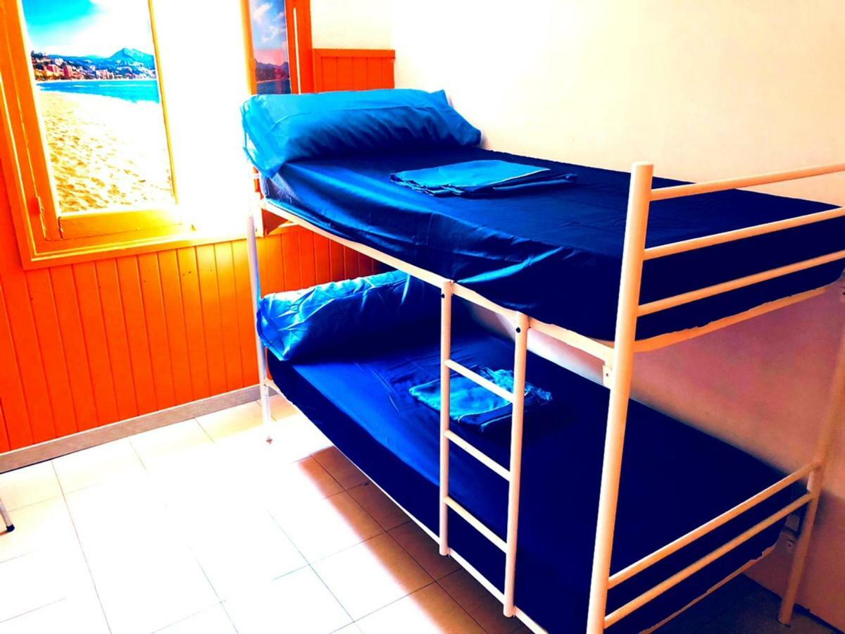 מאלגה Larios Cool Hostel מראה חיצוני תמונה